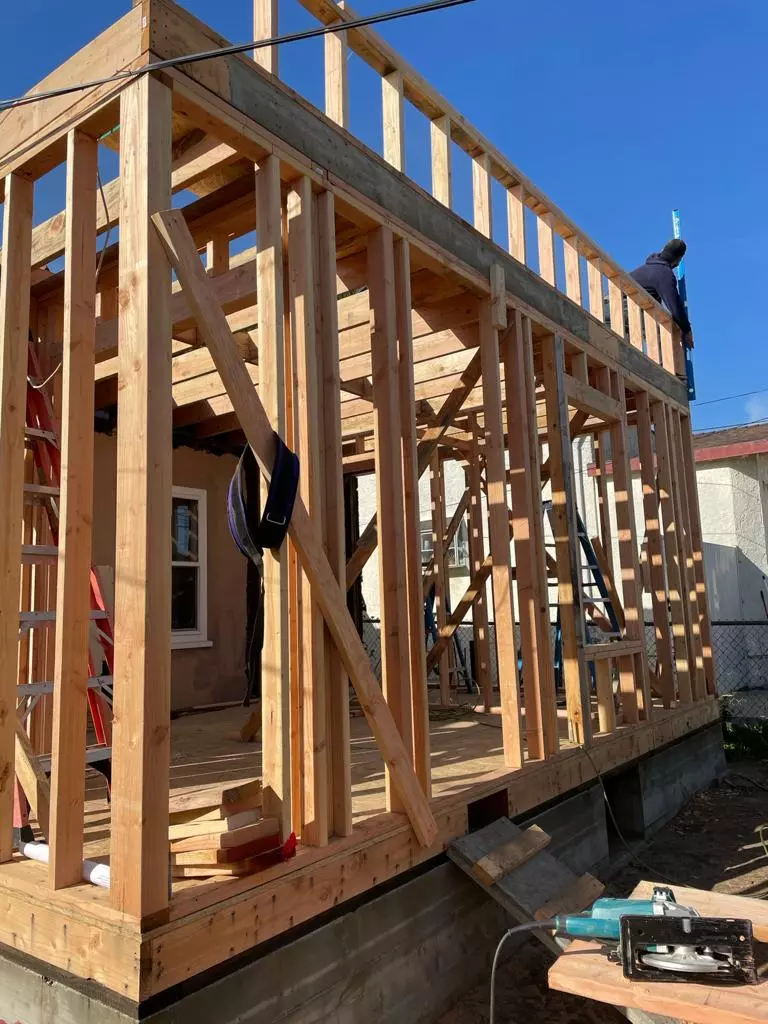 32cd940c-c819-4c3c-acbc-d17bfb849d79