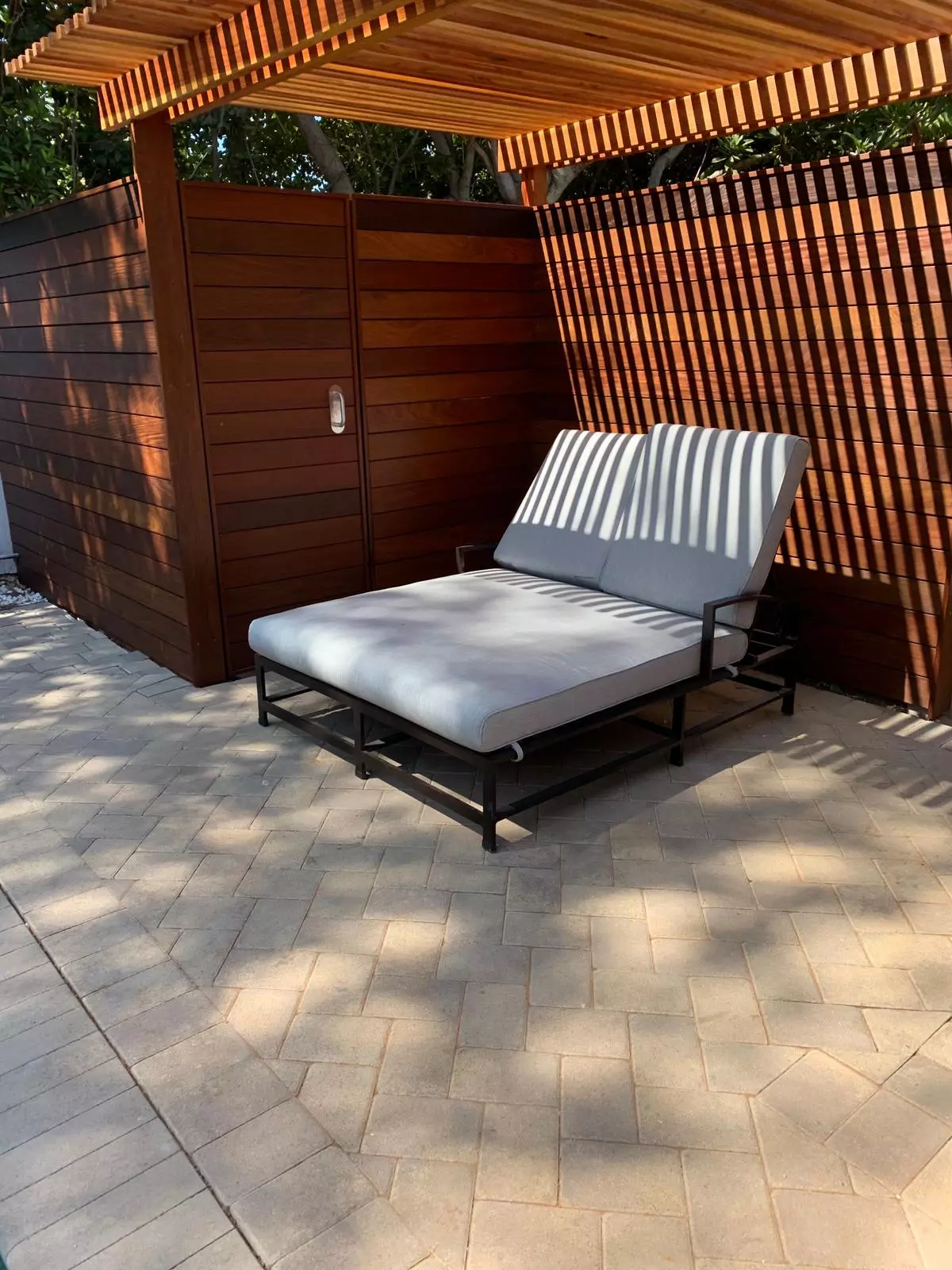 6efc035c-da8d-4a15-8778-ec24d257d3c3